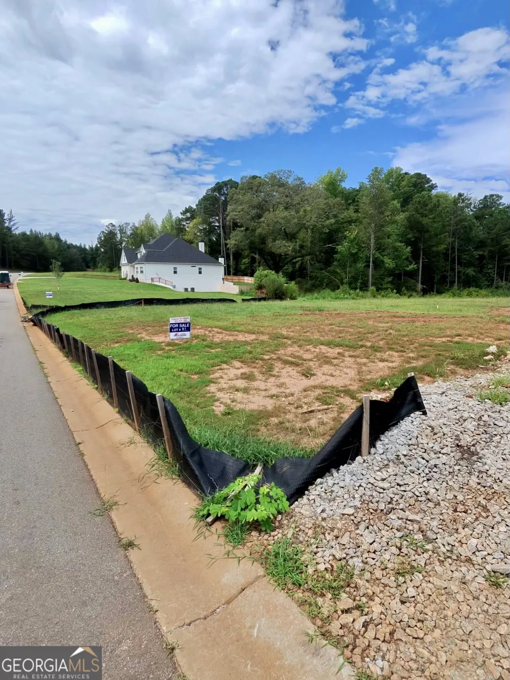 2 Wisteria LN Williamson, GA 30292
