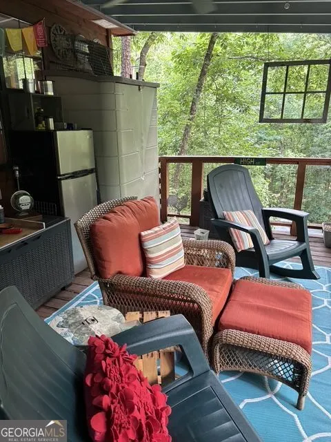 50 Rocky LN Cleveland, GA 30528