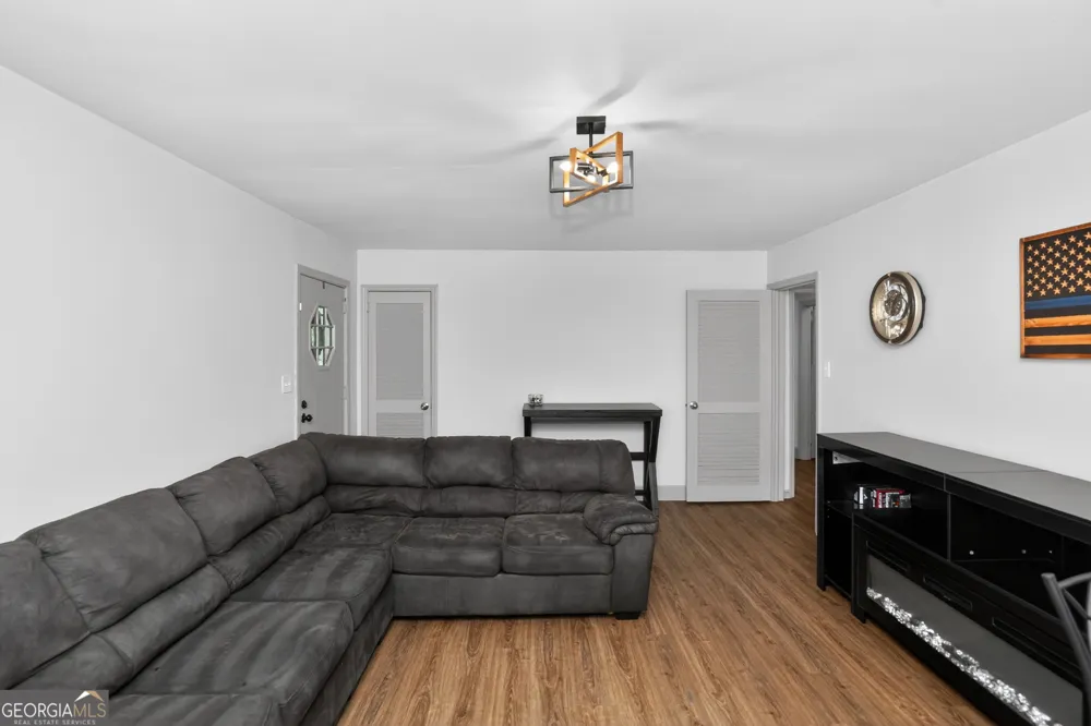 103 Meeks TER Thomaston, GA 30286