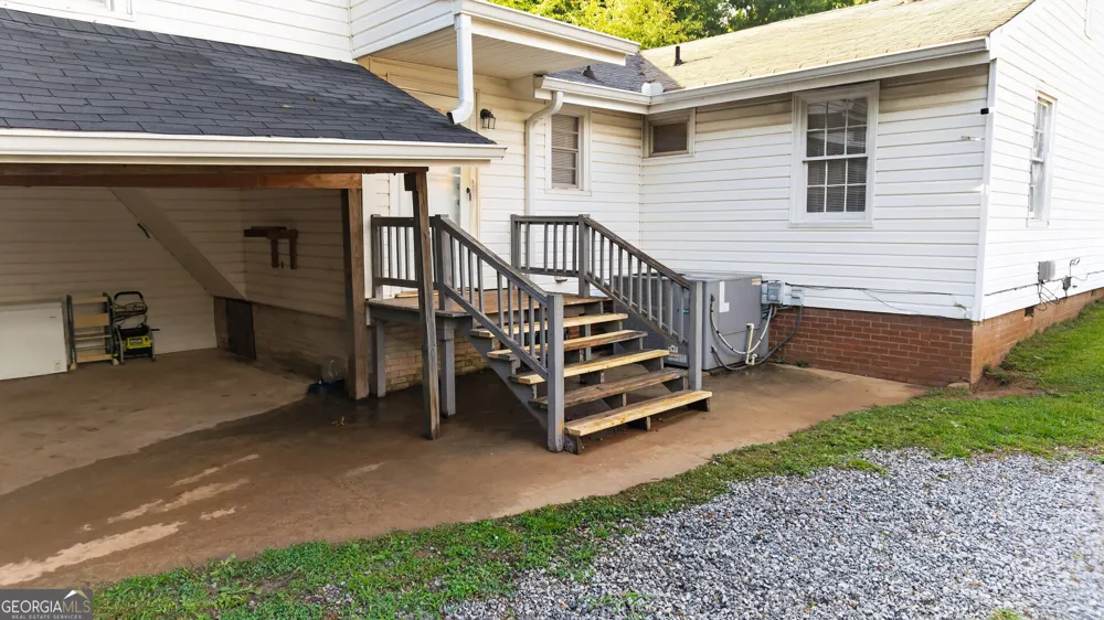 103 Meeks TER Thomaston, GA 30286