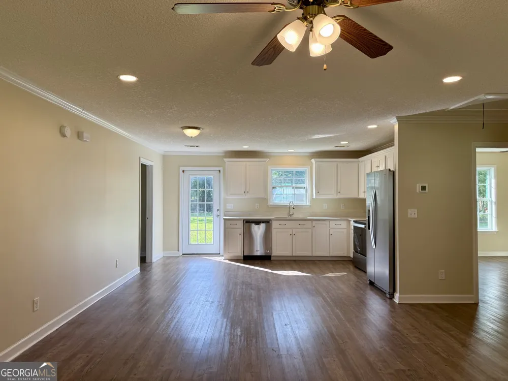 3442 Wildwood AVE Patterson, GA 31557