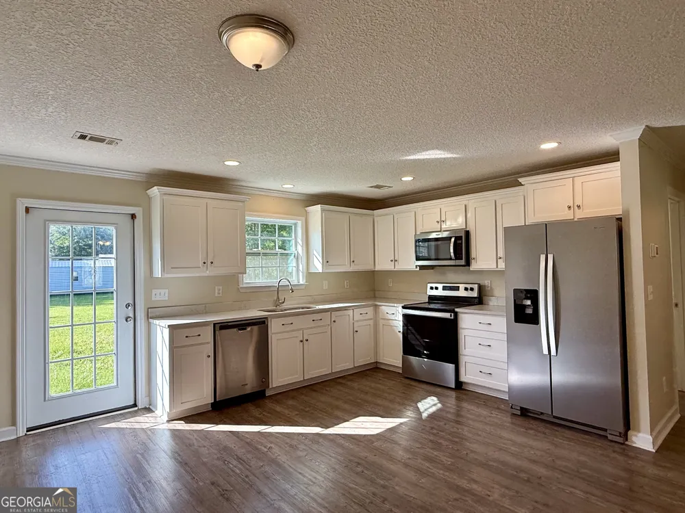 3442 Wildwood AVE Patterson, GA 31557