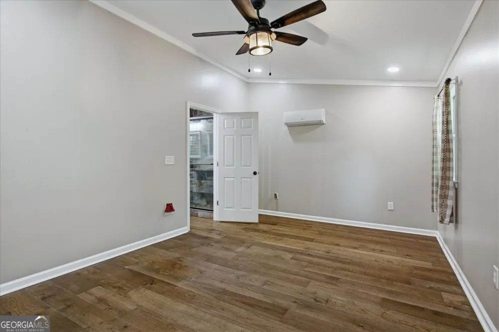 21 River RD Woodland, GA 31836