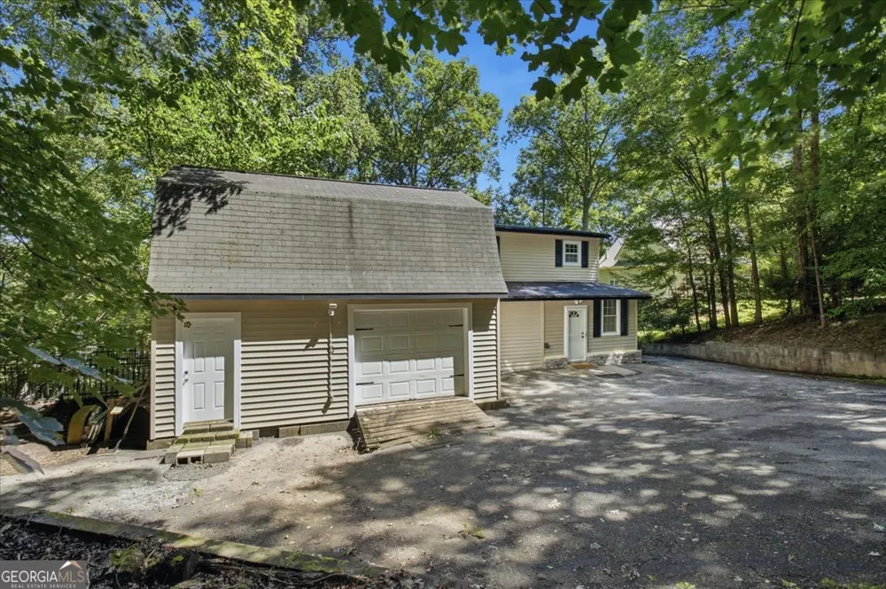 21 River RD Woodland, GA 31836