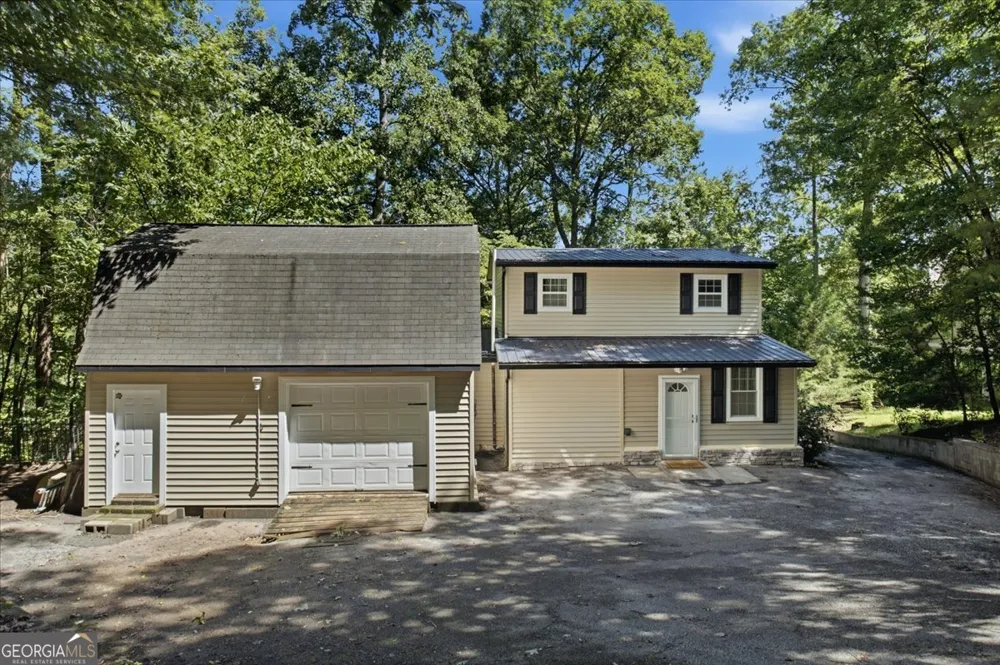 21 River RD Woodland, GA 31836