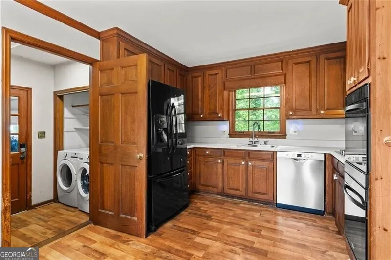 61 Sherwood LN SE Marietta, GA 30067
