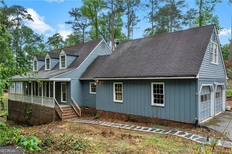 61 Sherwood LN SE Marietta, GA 30067