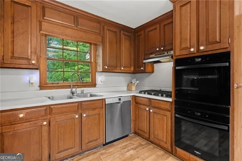 61 Sherwood LN SE Marietta, GA 30067