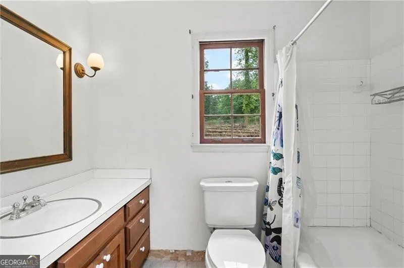 61 Sherwood LN SE Marietta, GA 30067