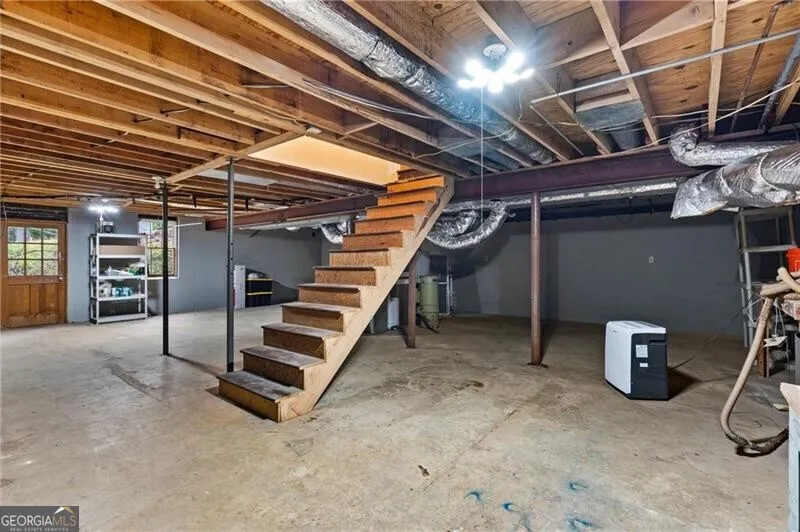 61 Sherwood LN SE Marietta, GA 30067