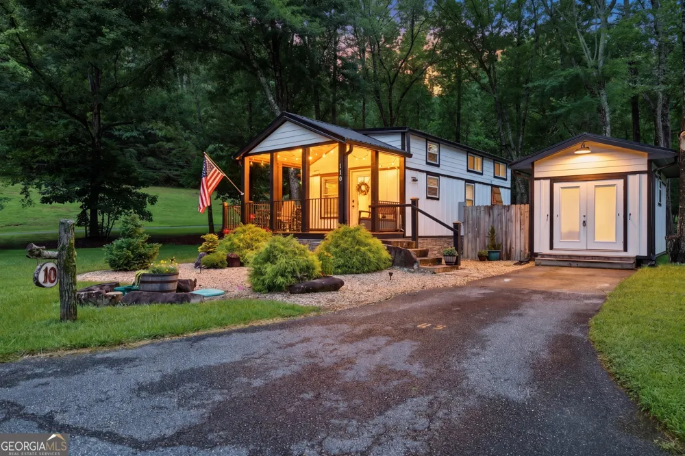 4960 Laurel Lodge RD Clarkesville, GA 30523