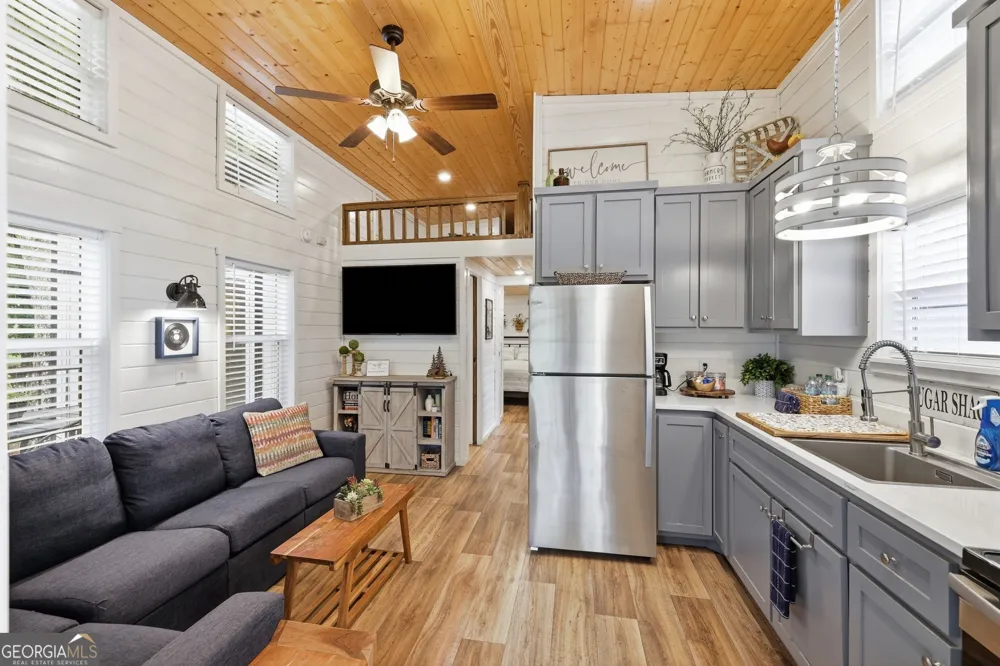 4960 Laurel Lodge RD Clarkesville, GA 30523