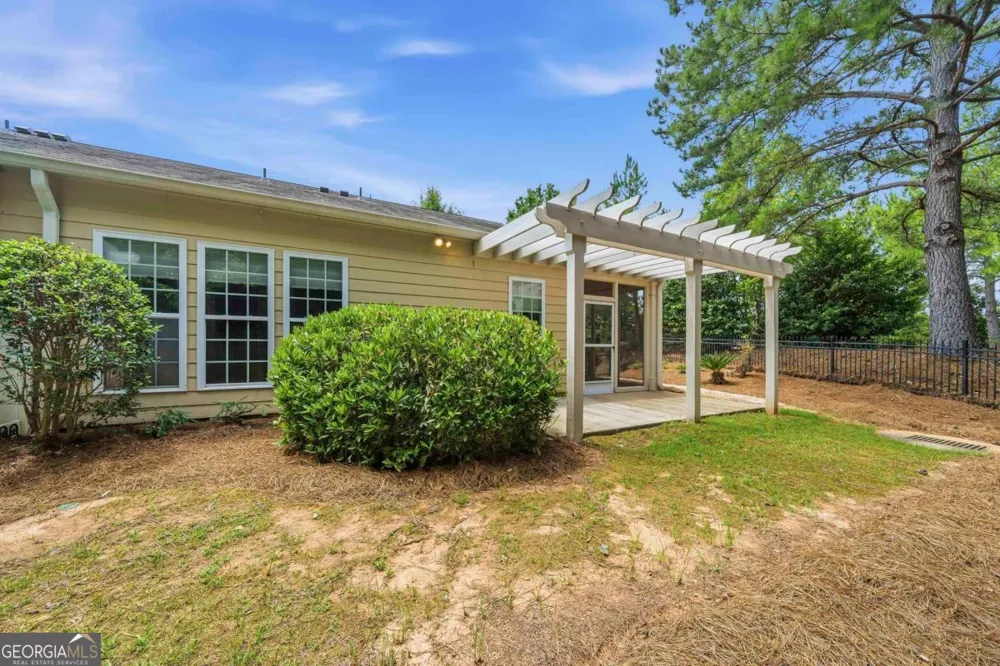 1371 Summer Hollow RD Greensboro, GA 30642