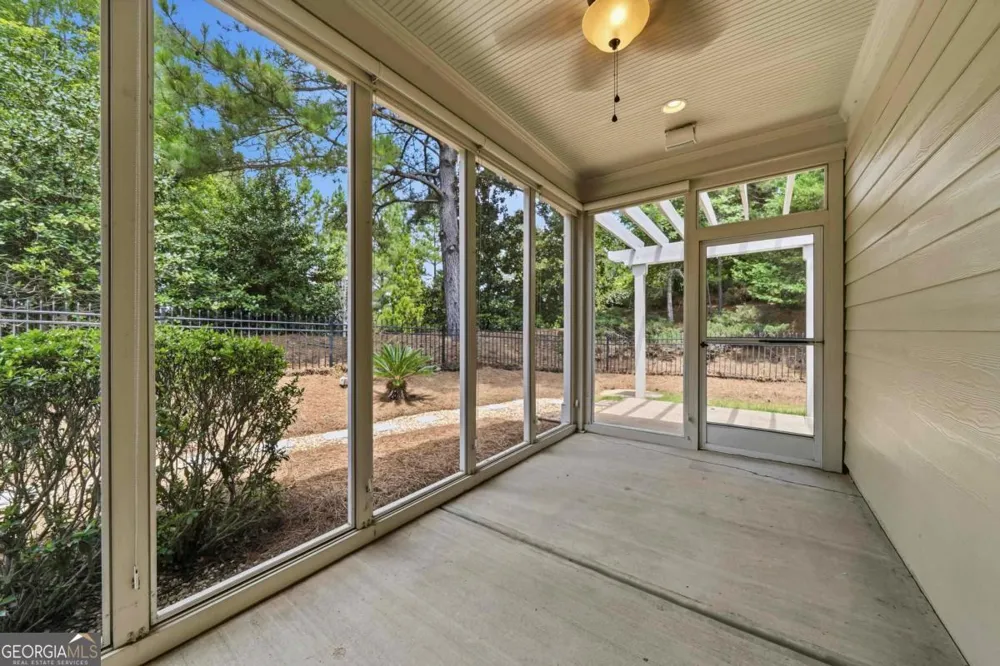 1371 Summer Hollow RD Greensboro, GA 30642
