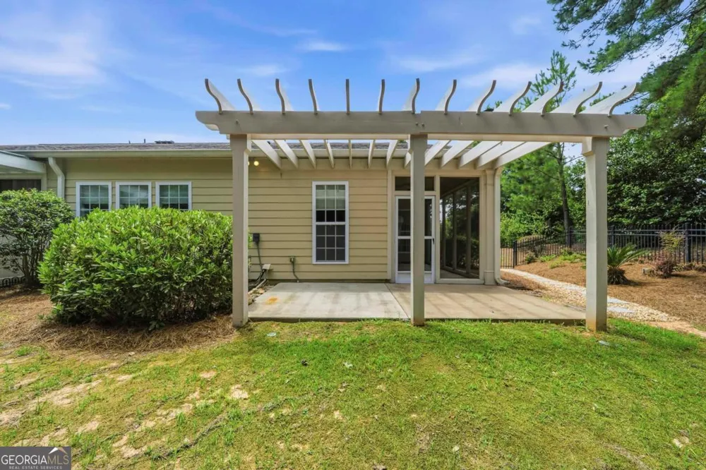 1371 Summer Hollow RD Greensboro, GA 30642