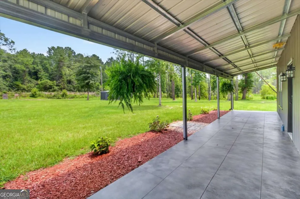 660 Old Manassas Foy RD Register, GA 30452