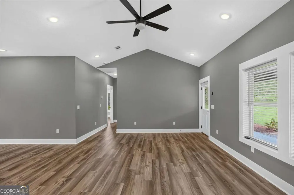 660 Old Manassas Foy RD Register, GA 30452