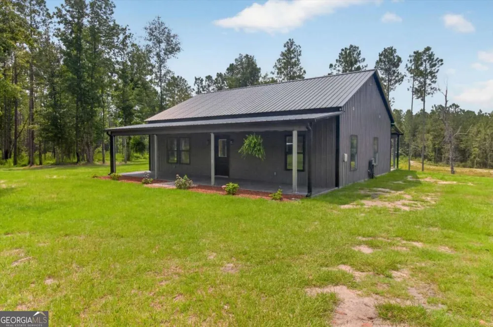 660 Old Manassas Foy RD Register, GA 30452