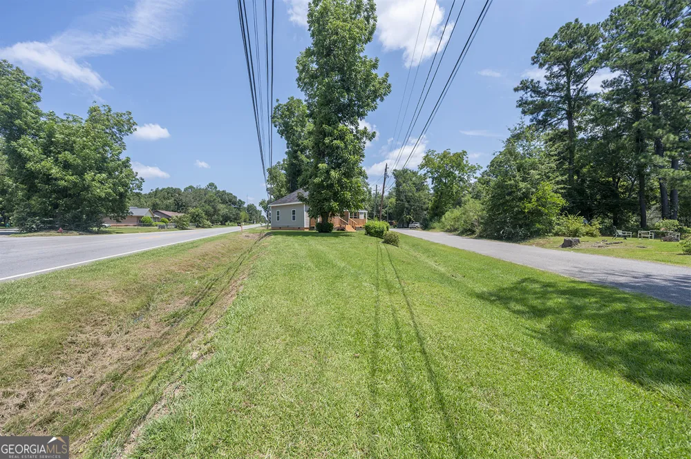 823 Cooper DR NE Dawson, GA 39842