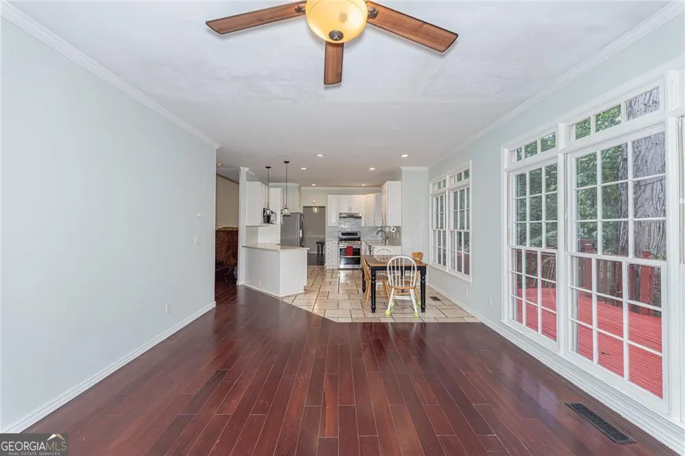 3165 Park Chase Alpharetta, GA 30022