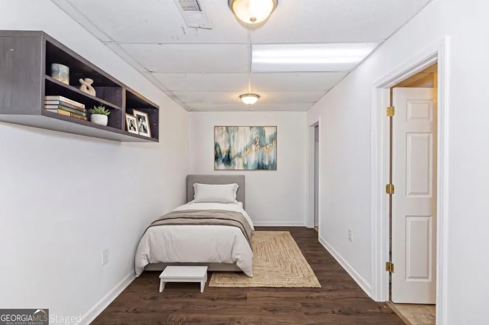 3165 Park Chase Alpharetta, GA 30022
