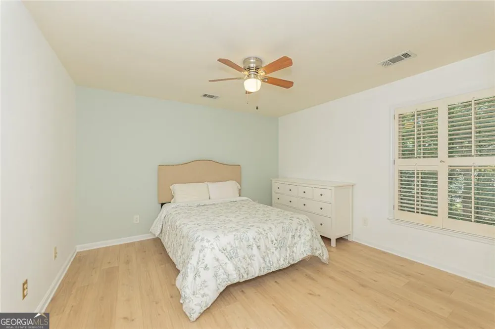 3165 Park Chase Alpharetta, GA 30022
