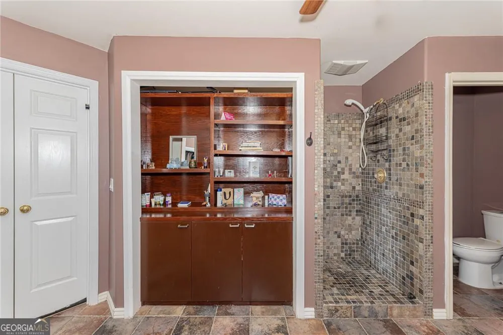 3165 Park Chase Alpharetta, GA 30022