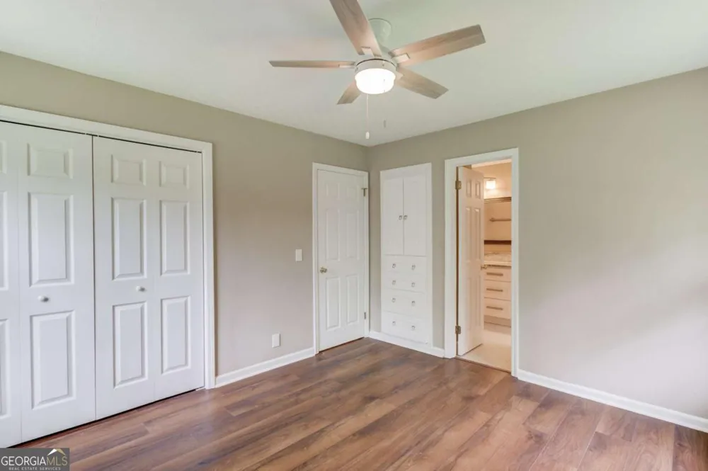 4461 S Roberts DR Sugar Hill, GA 30518