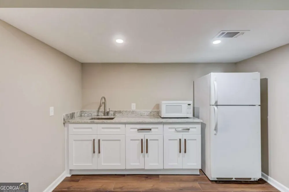 4461 S Roberts DR Sugar Hill, GA 30518