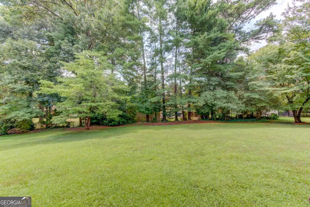 4461 S Roberts DR Sugar Hill, GA 30518