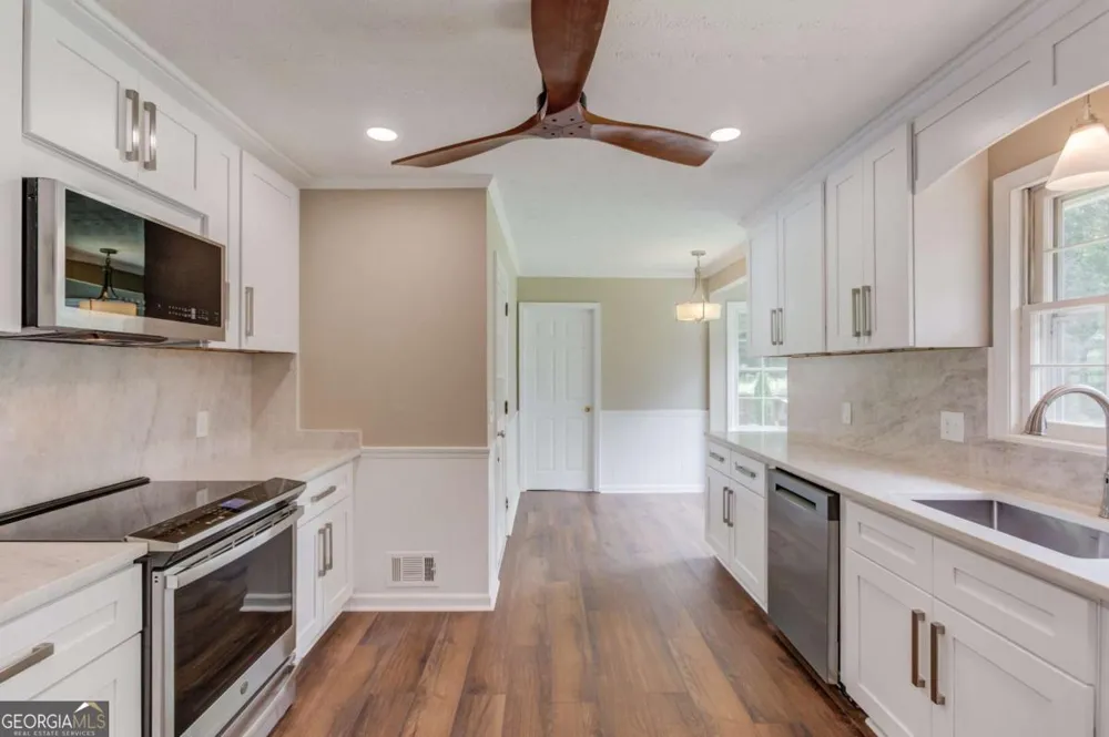 4461 S Roberts DR Sugar Hill, GA 30518