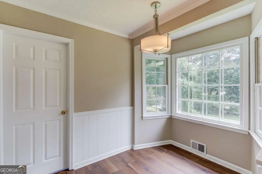 4461 S Roberts DR Sugar Hill, GA 30518