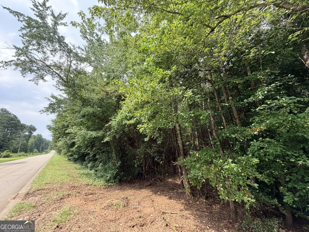 2 Norwood RD Hull, GA 30646