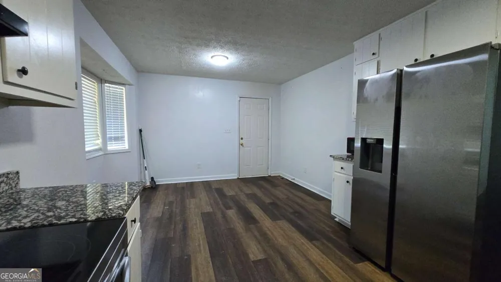 912 SE Curry CIR Conyers, GA 30094