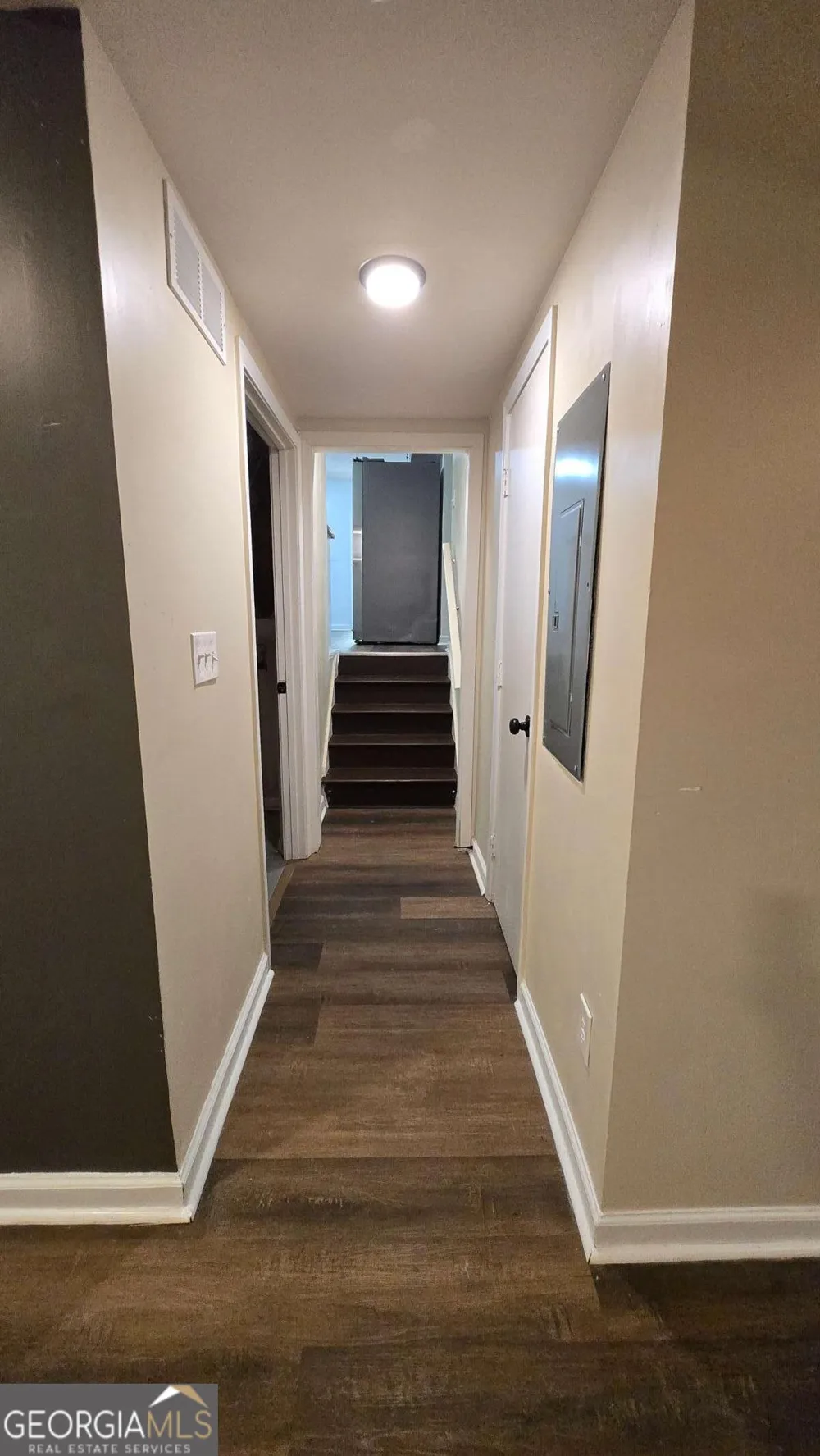 912 SE Curry CIR Conyers, GA 30094