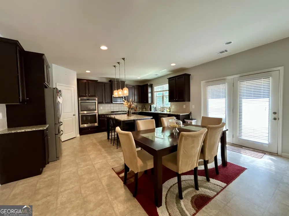 4355 Luke WAY Ellenwood, GA 30294