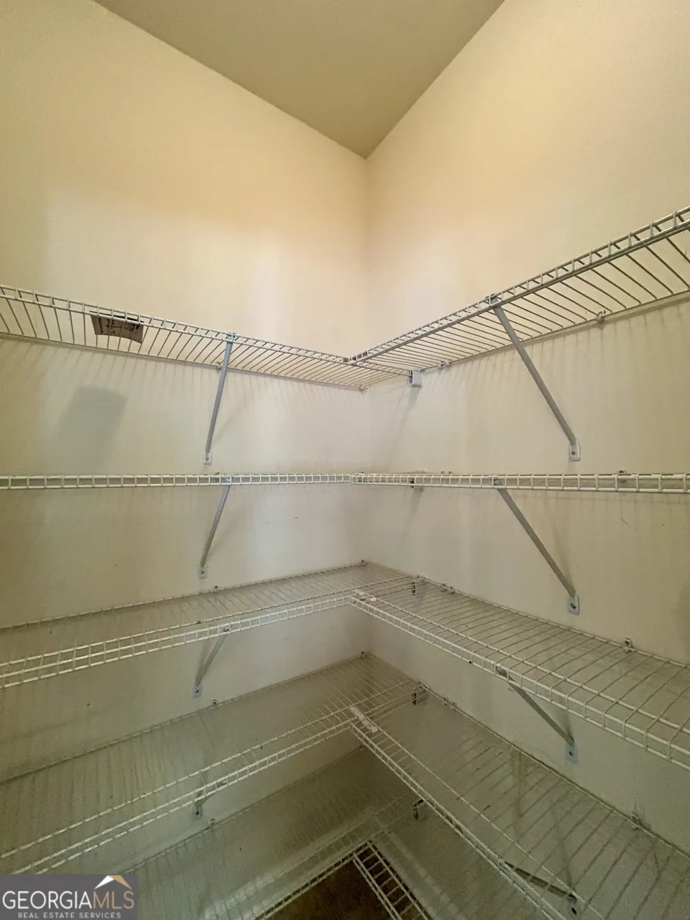 4355 Luke WAY Ellenwood, GA 30294