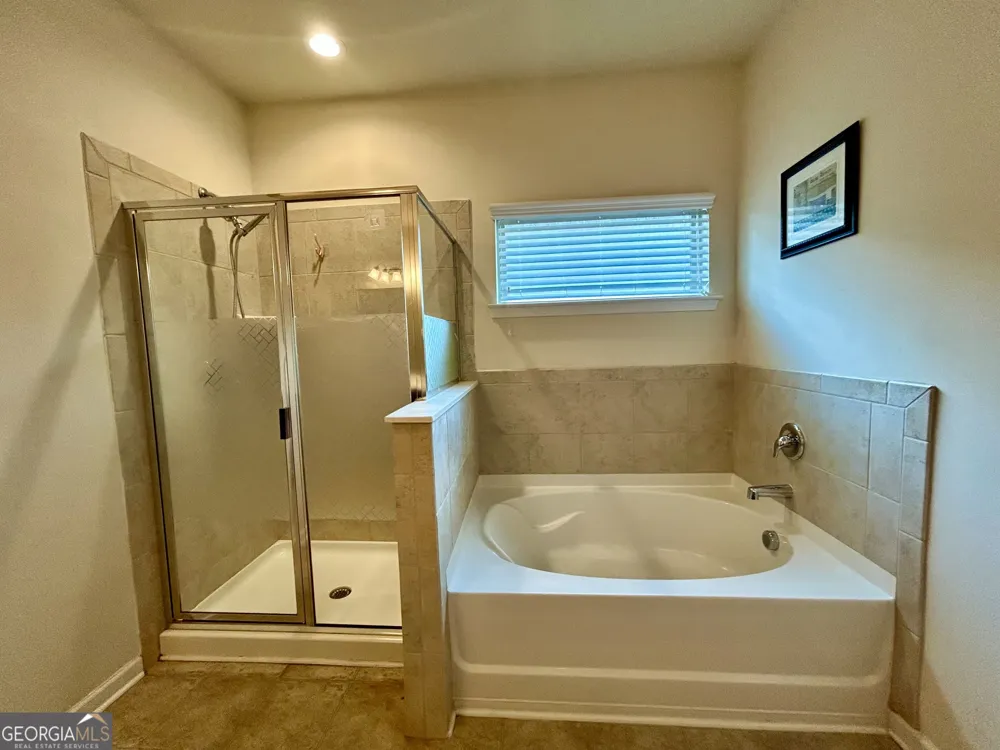 4355 Luke WAY Ellenwood, GA 30294
