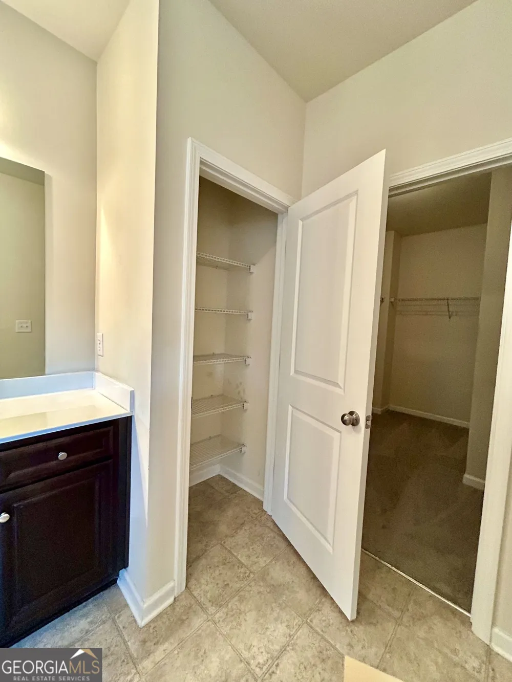4355 Luke WAY Ellenwood, GA 30294