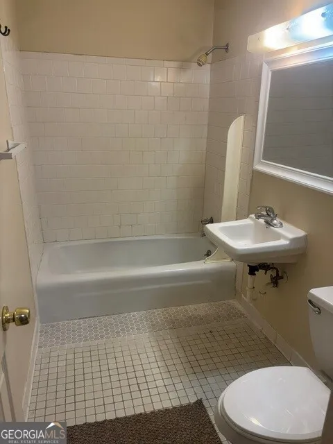 180 Chalfont LN Athens, GA 30606