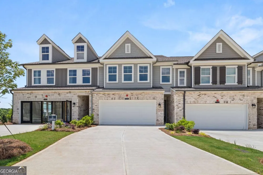 6220 Molo LN Cumming, GA 30041