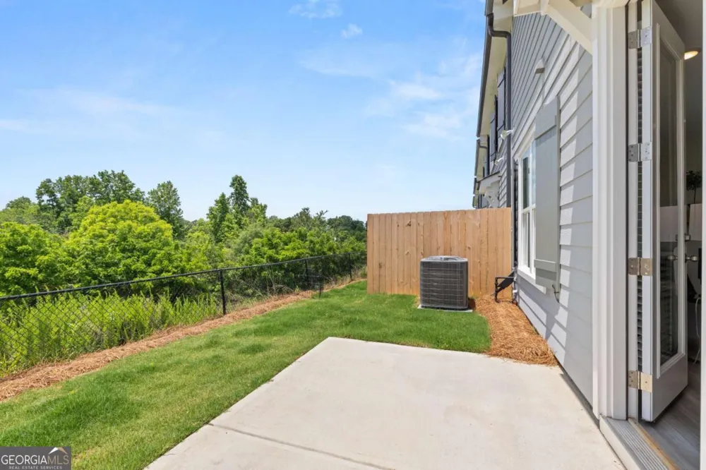6220 Molo LN Cumming, GA 30041