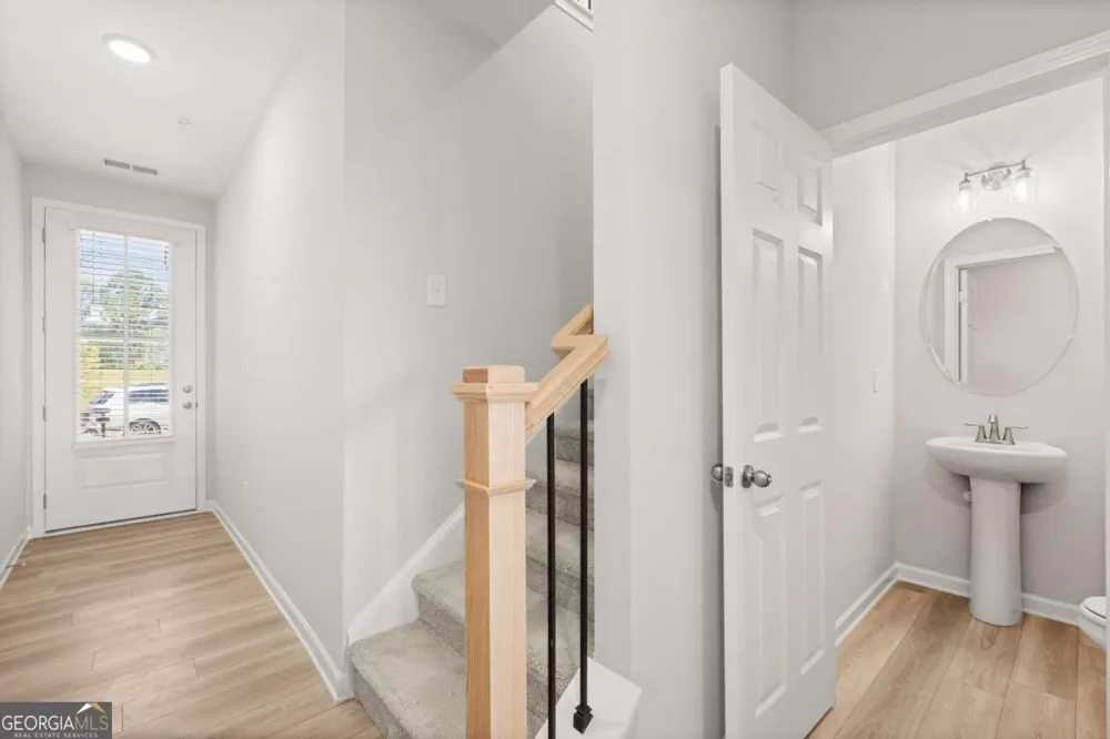 6220 Molo LN Cumming, GA 30041