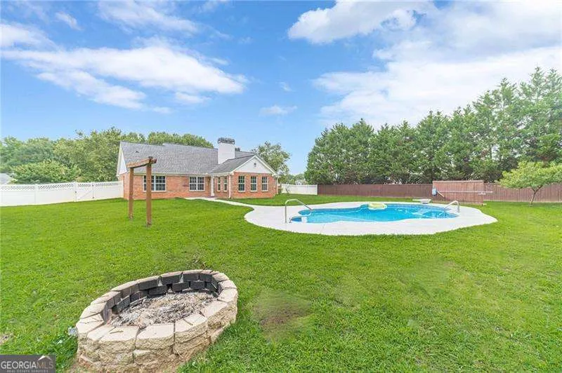 173 Psalms DR Jefferson, GA 30549