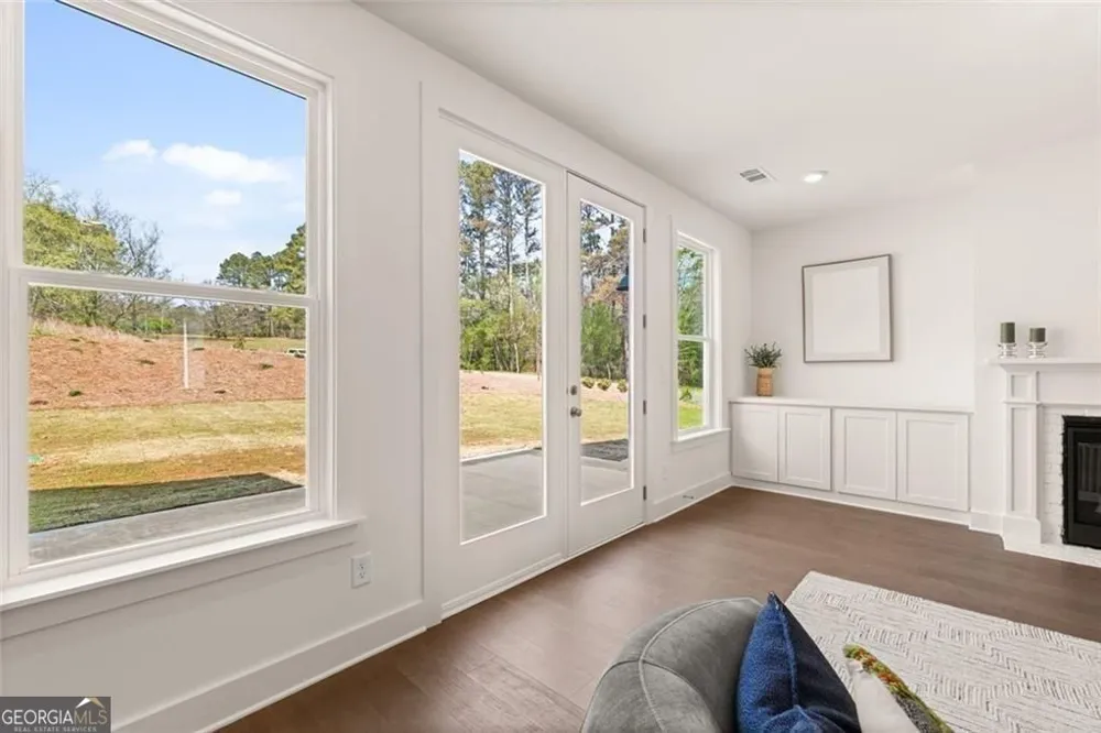 8290 Creekside Overlook DR Gainesville, GA 30506