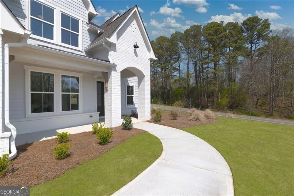 8290 Creekside Overlook DR Gainesville, GA 30506