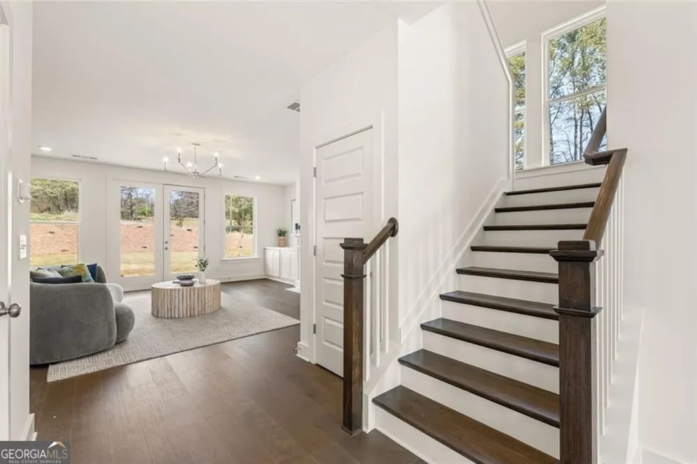 8290 Creekside Overlook DR Gainesville, GA 30506