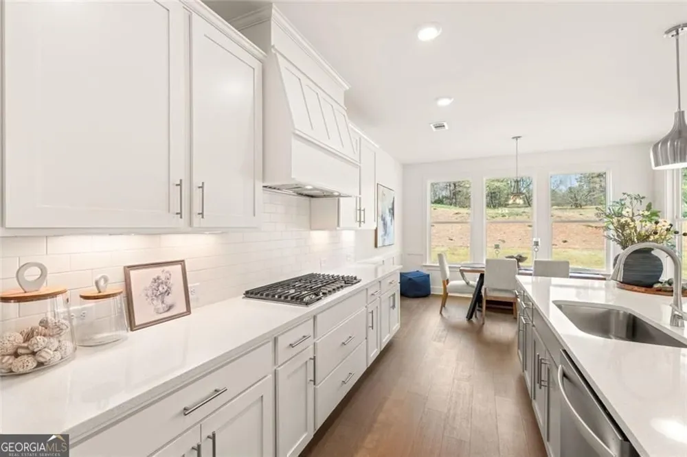 8290 Creekside Overlook DR Gainesville, GA 30506