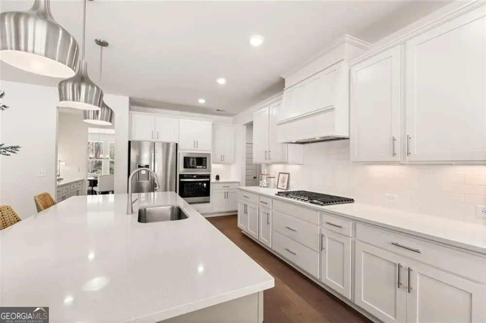 8290 Creekside Overlook DR Gainesville, GA 30506