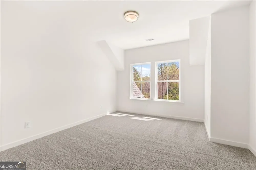 8290 Creekside Overlook DR Gainesville, GA 30506